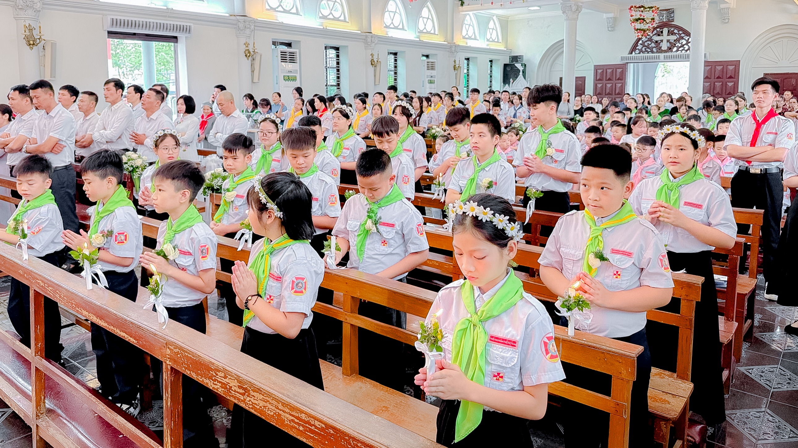 Giáo xứ Trang Quan - Đồng Giới: Thánh lễ Xưng tội và Rước lễ lần đầu